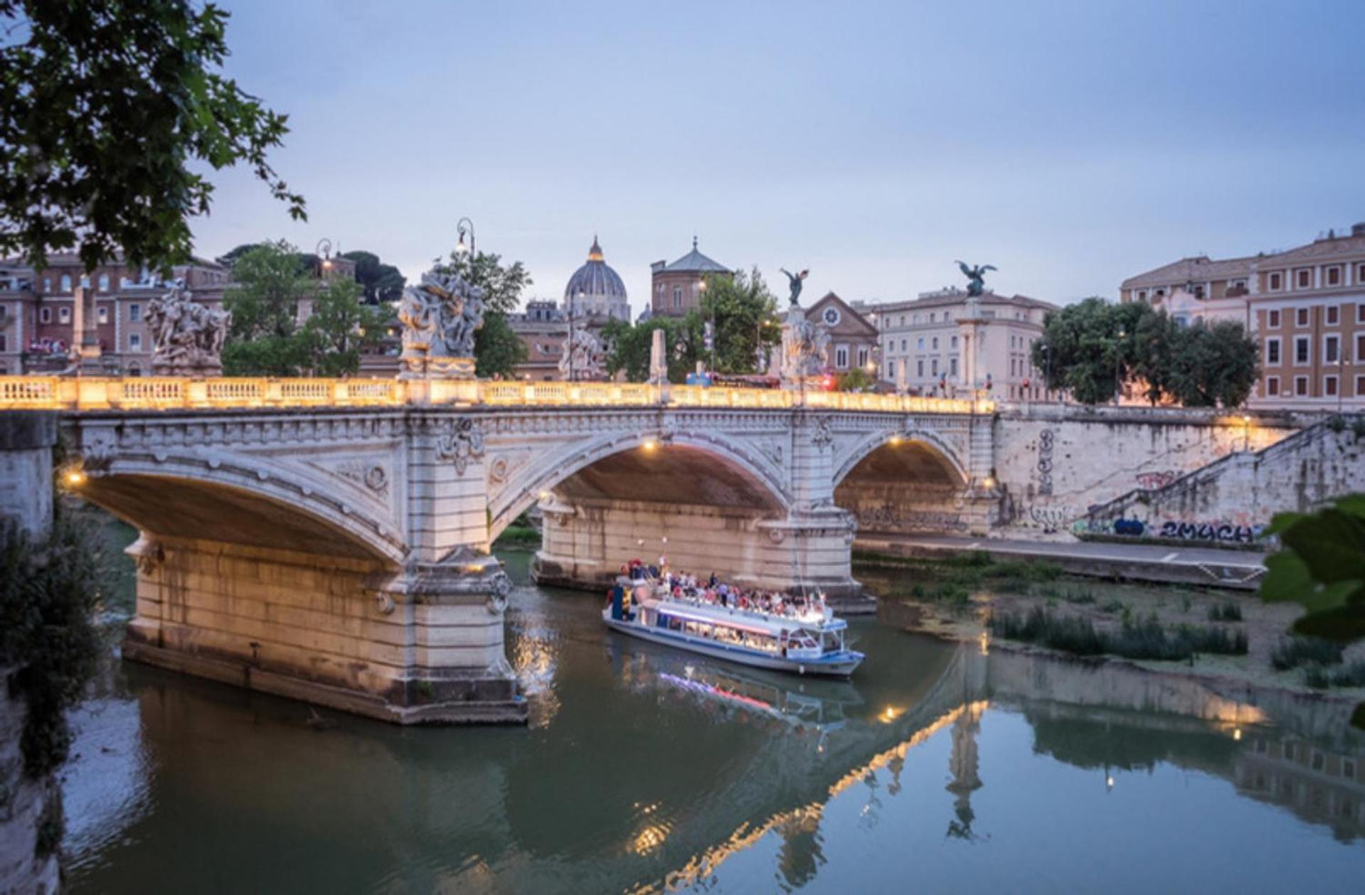 Luxury Vaticano-s'peter Basilica - Netflix Wifi - Aircond Apartment Rome